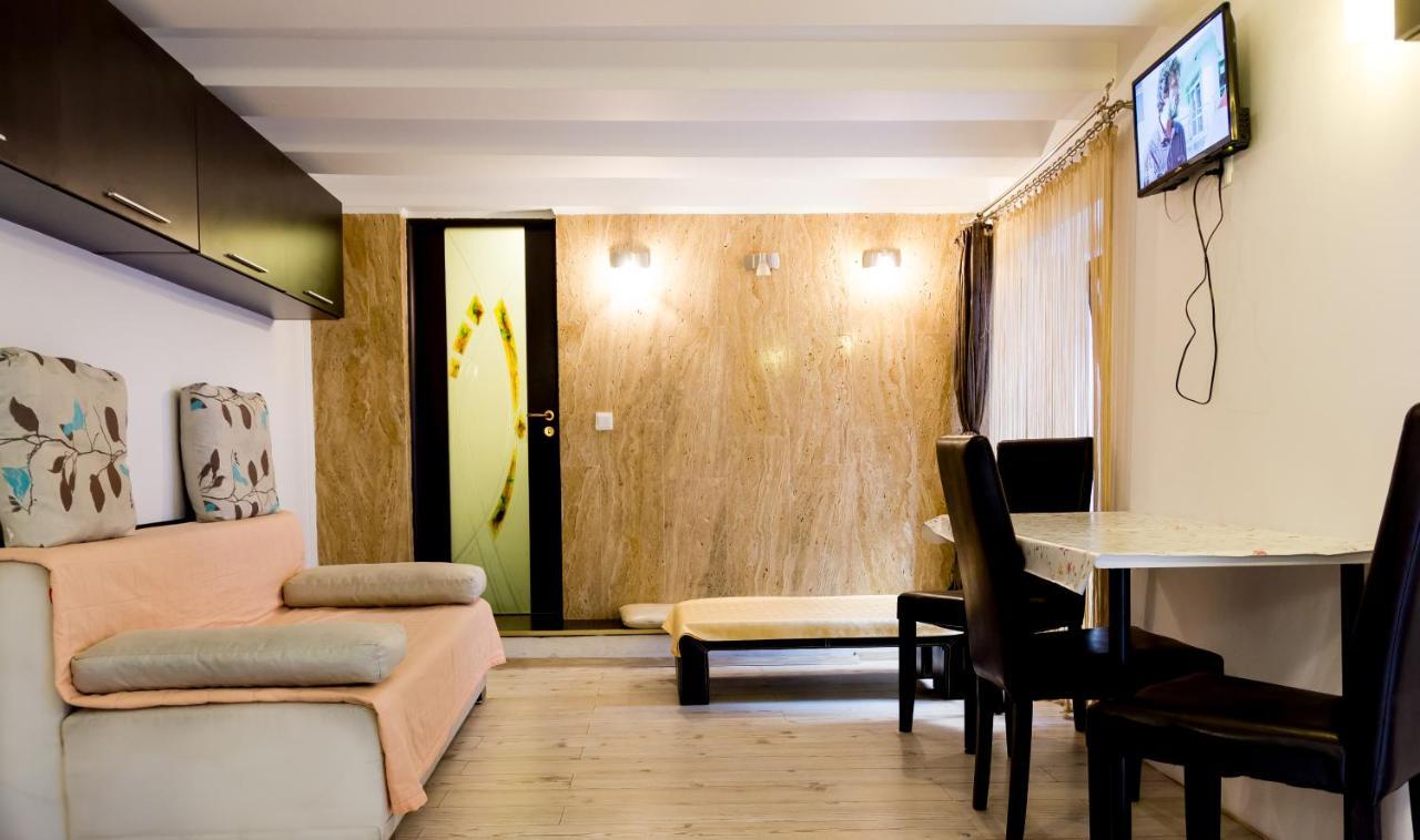 Premium Apartments Braşov Exteriör bild